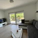 Sandra Apartman Zára